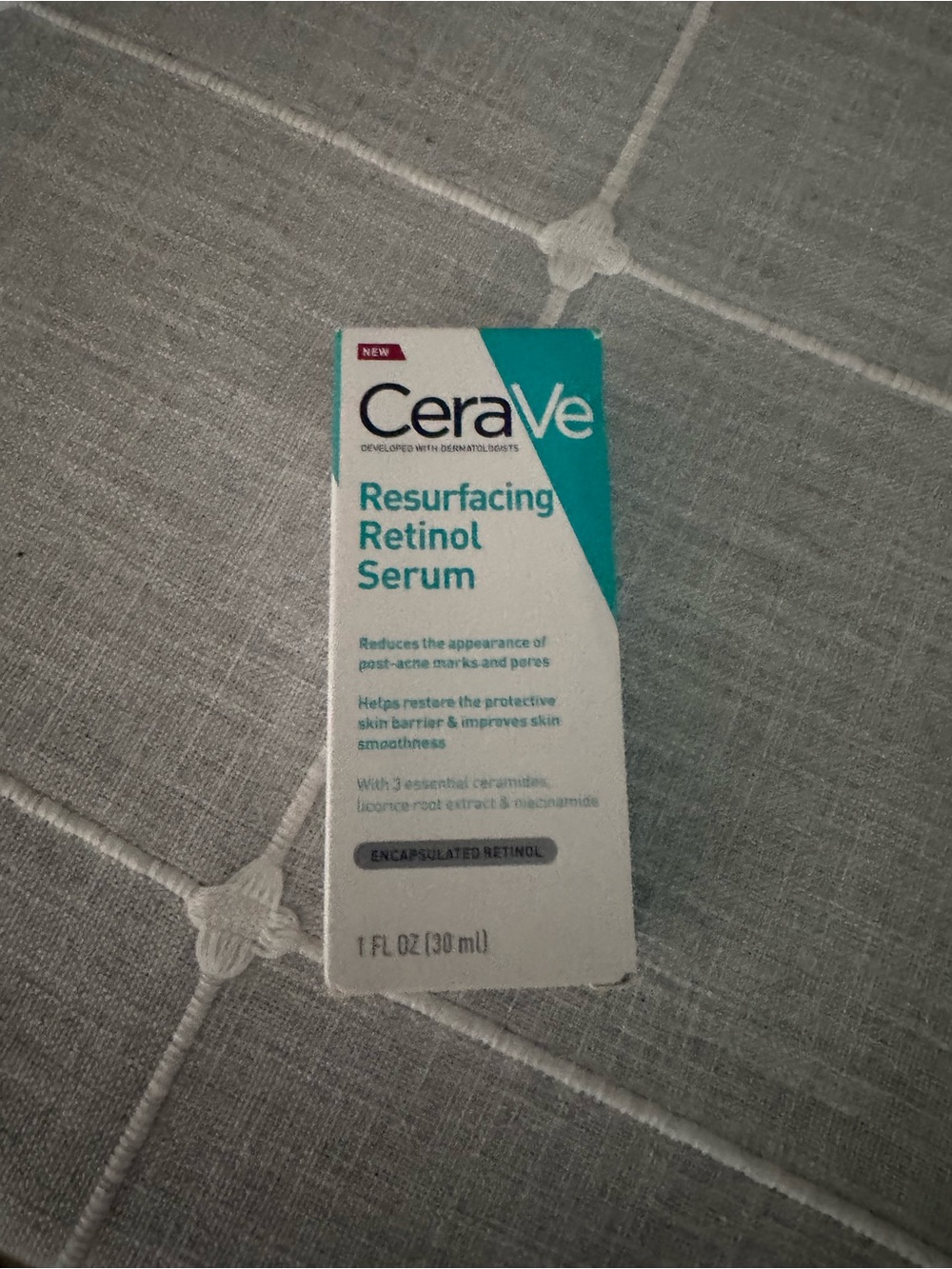 CeraVe Resurfacing Retinol Serum — White & Teal